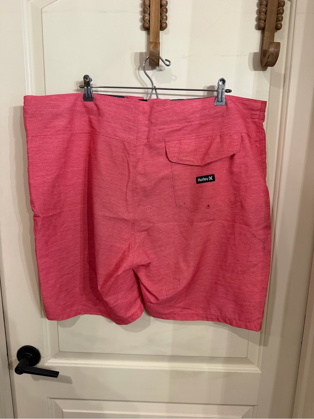 Hurley Men's Pink Boardshorts with Back Pocket